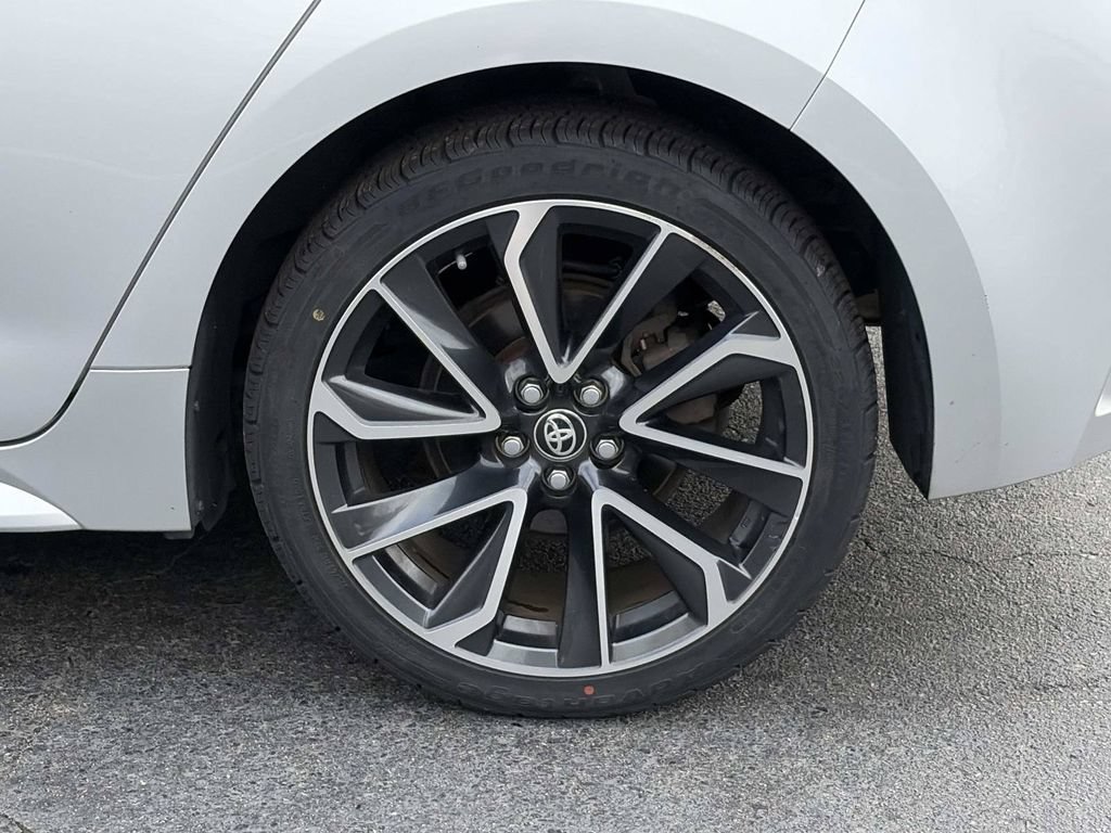 Used 2020 Toyota Corolla XSE FWD image 13