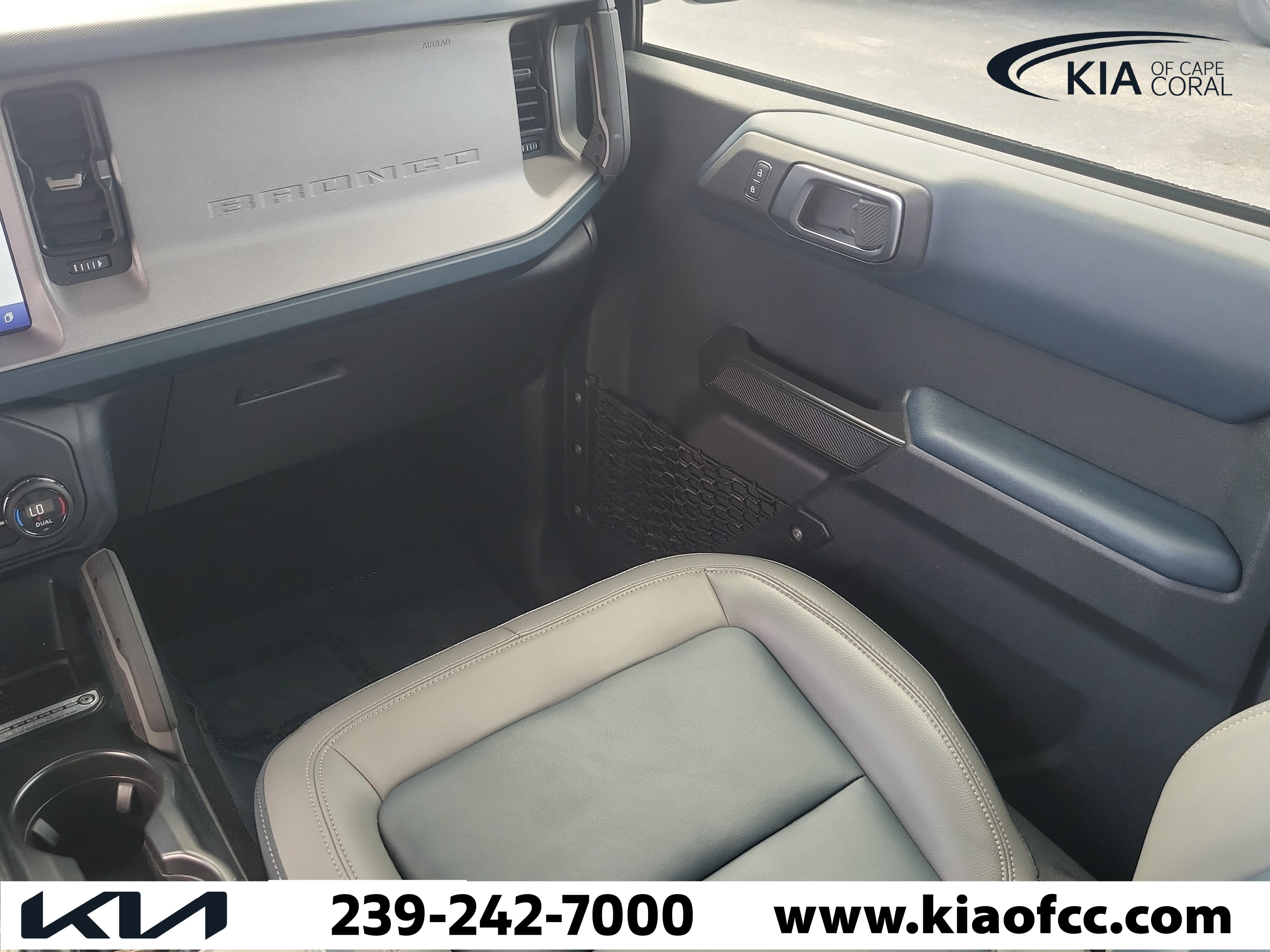 Used 2024 Ford Bronco Outer Banks AWD/4WD image 18