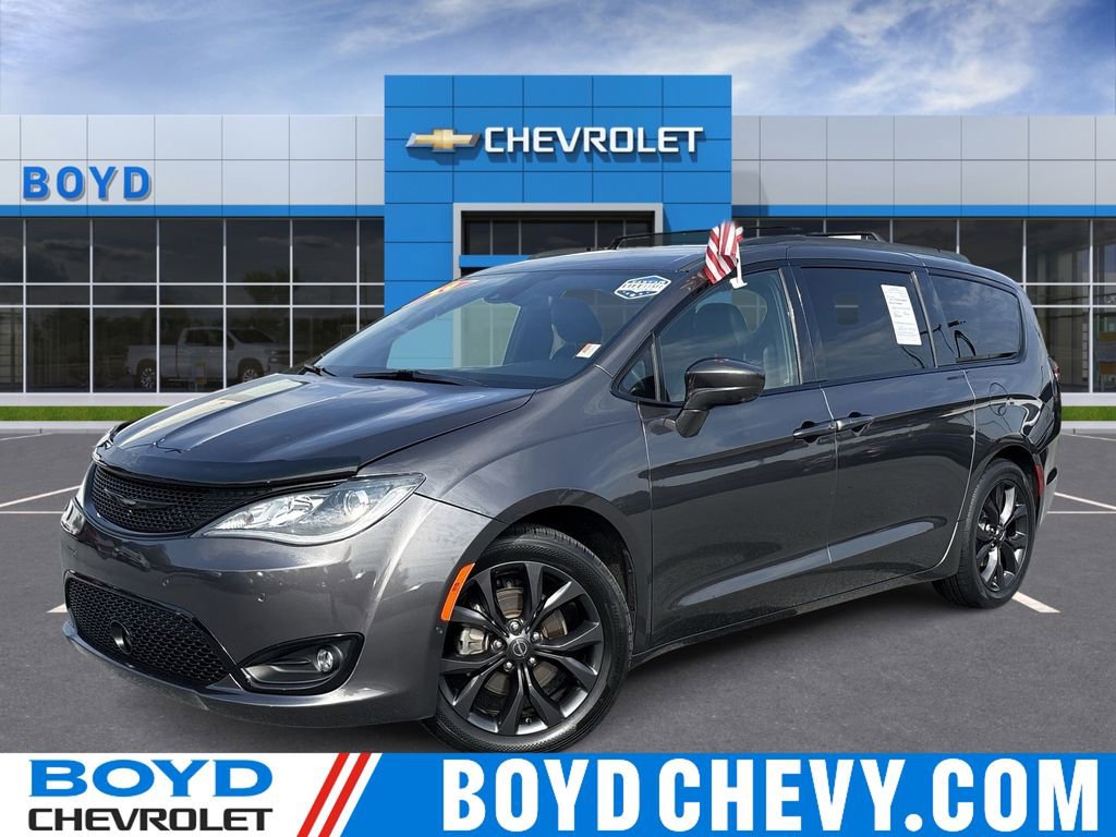 Used 2019 Chrysler Pacifica Touring-L Plus w/ Advanced Safetytec Group