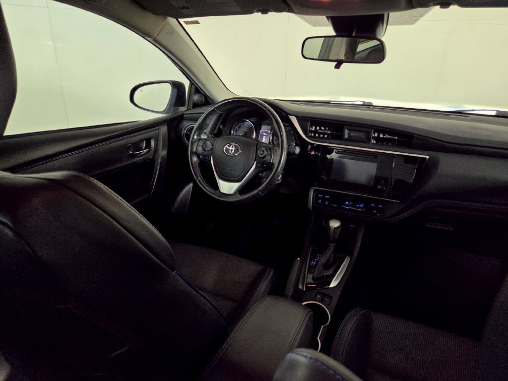 Used 2019 Toyota Corolla SE FWD image 26