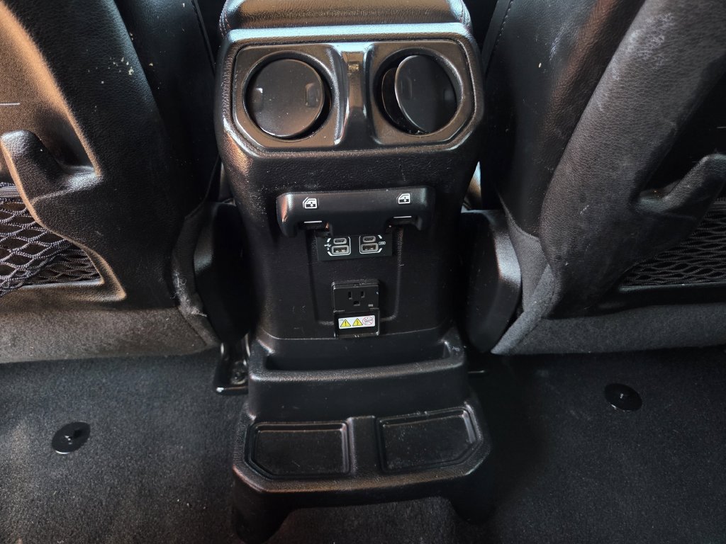 Used 2020 Jeep Wrangler Unlimited Rubicon AWD/4WD image 24