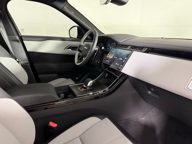New 2026 Land Rover Range Rover Velar Belgravia AWD/4WD image 33