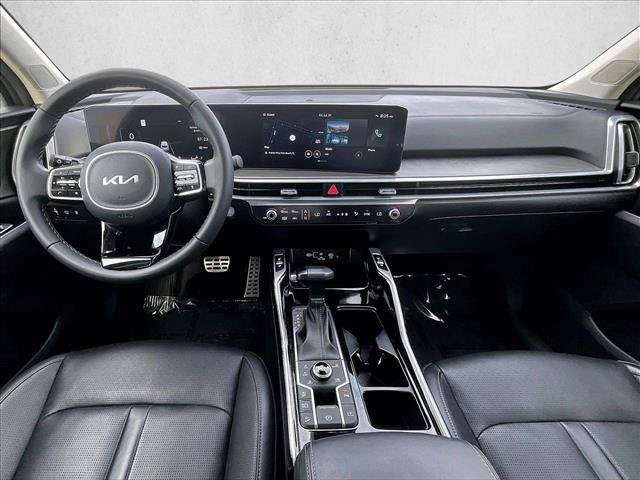 Used 2024 Kia Sorento SX AWD/4WD image 15