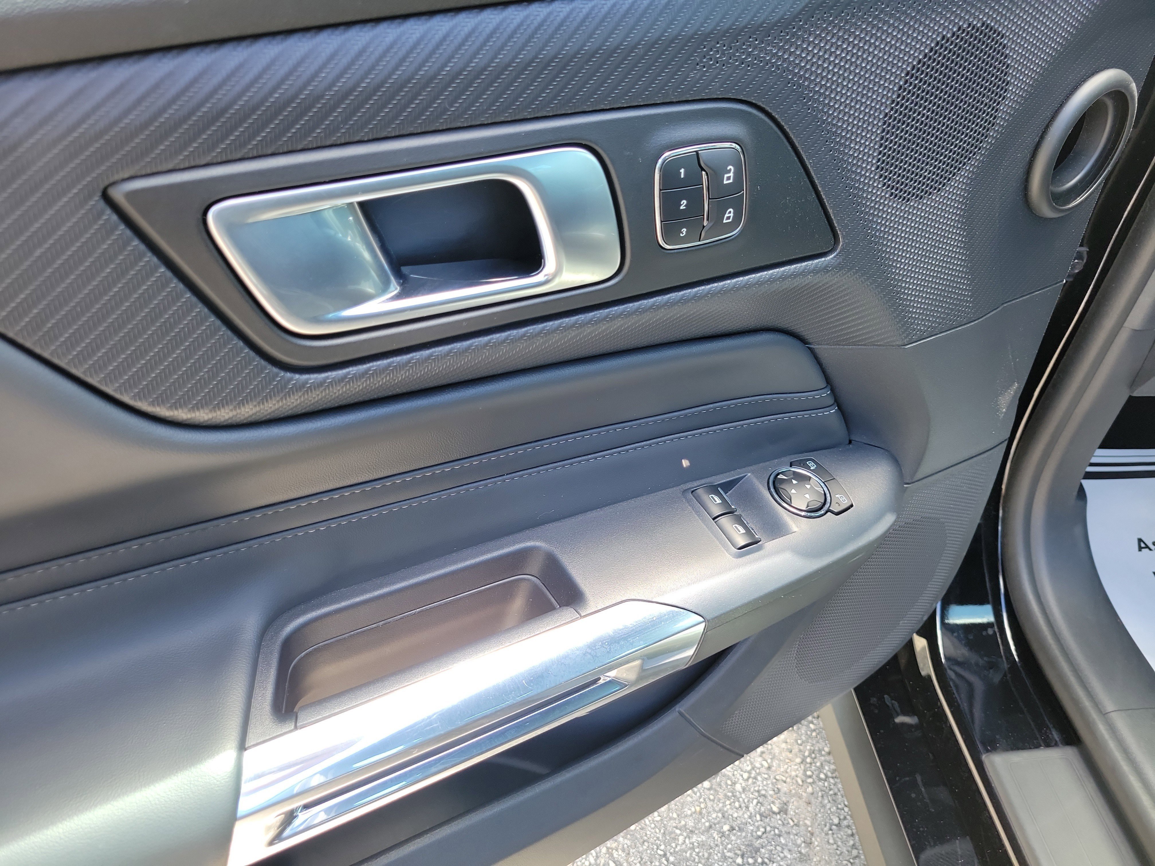 Used 2024 Ford Mustang GT Premium image 12