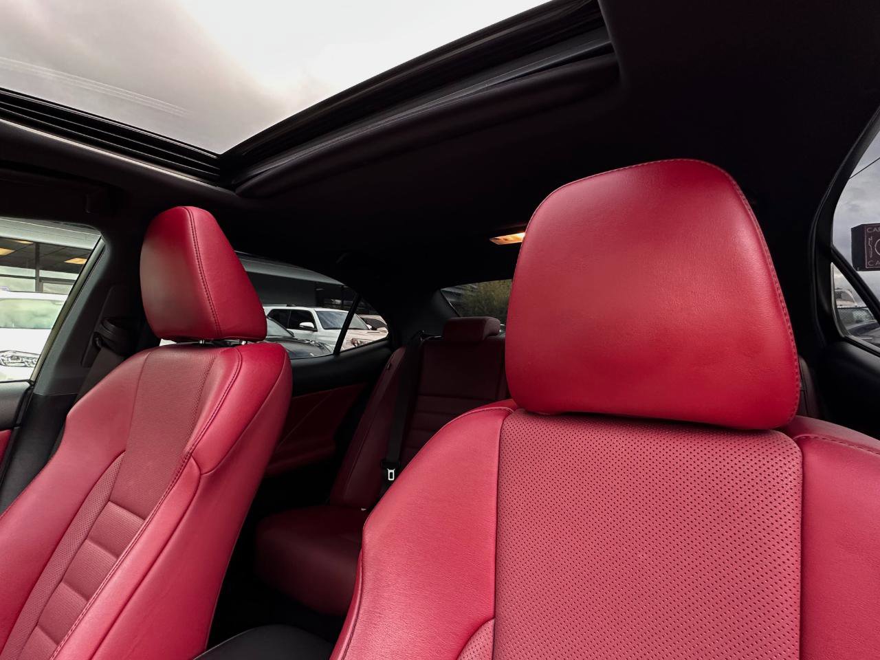 Used 2018 Lexus IS 300 F Sport RWD image 4