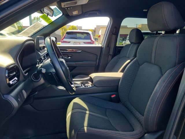 Used 2024 Honda Pilot Sport image 18