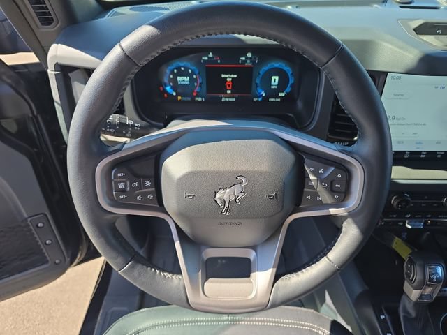Certified 2025 Ford Bronco Badlands AWD/4WD image 14