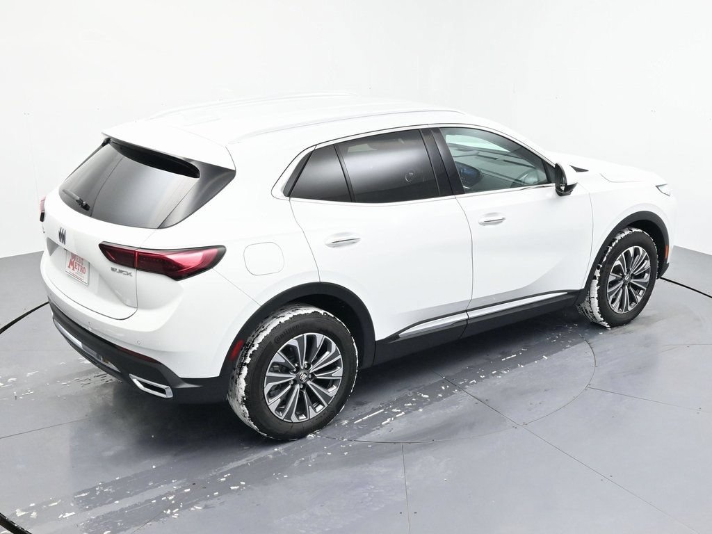 Used 2025 Buick Envision Preferred AWD/4WD image 4