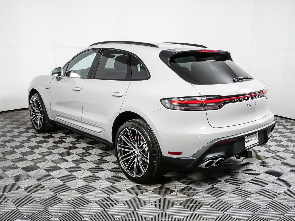 New 2026 Porsche Macan S image 3