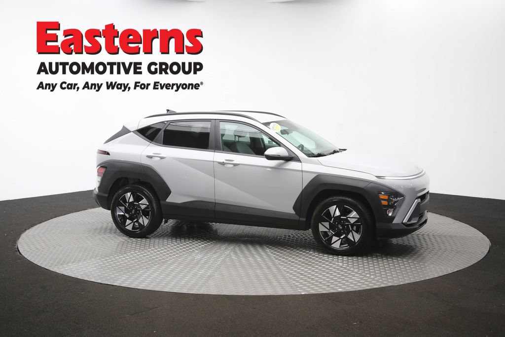 Used 2025 Hyundai Kona SEL FWD image 45