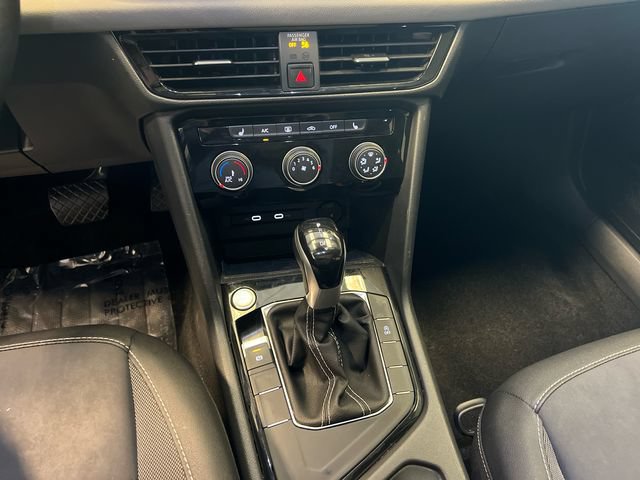 Certified 2023 Volkswagen Taos SE FWD image 27