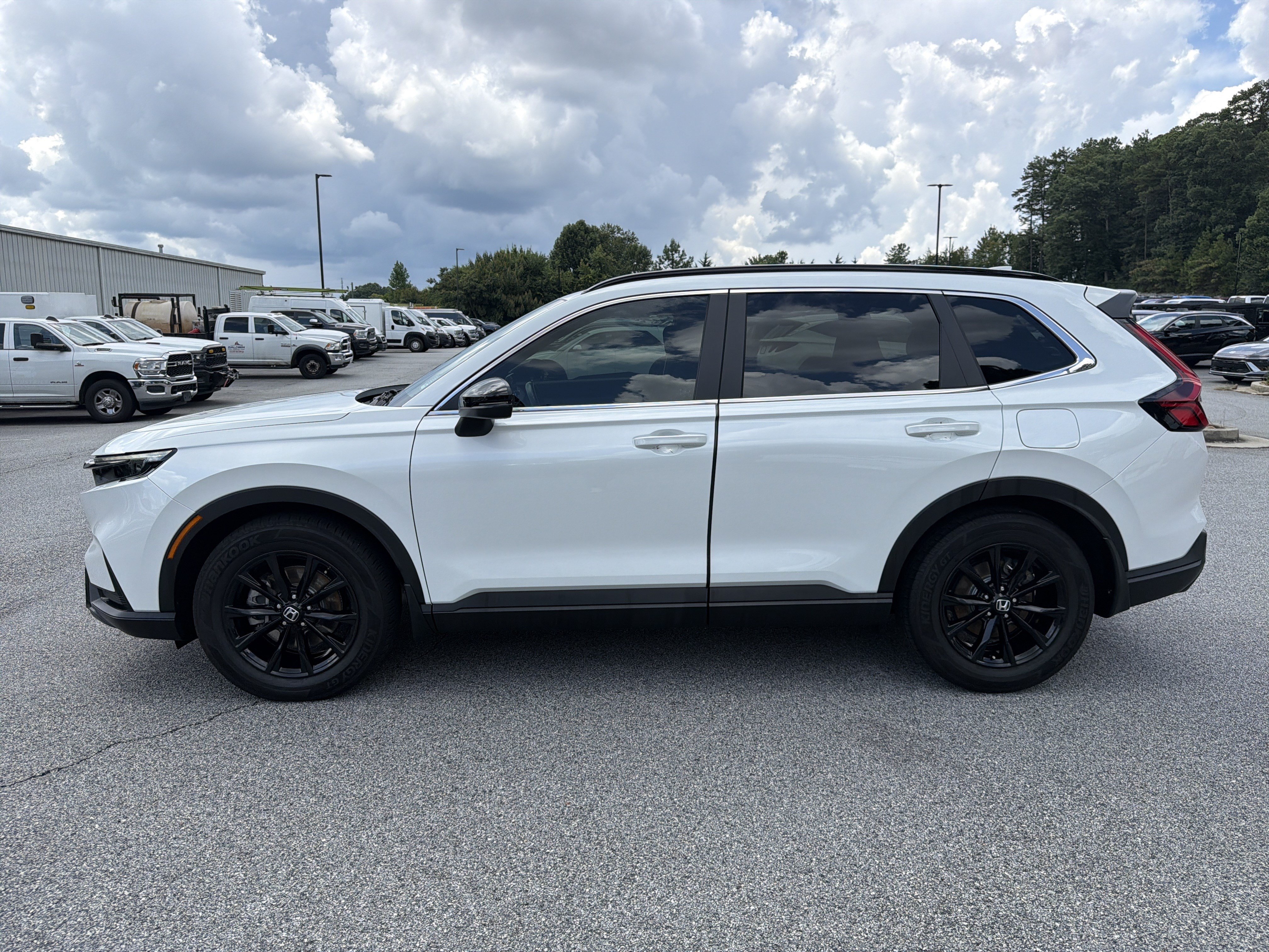 Used 2023 Honda CR-V Sport image 4