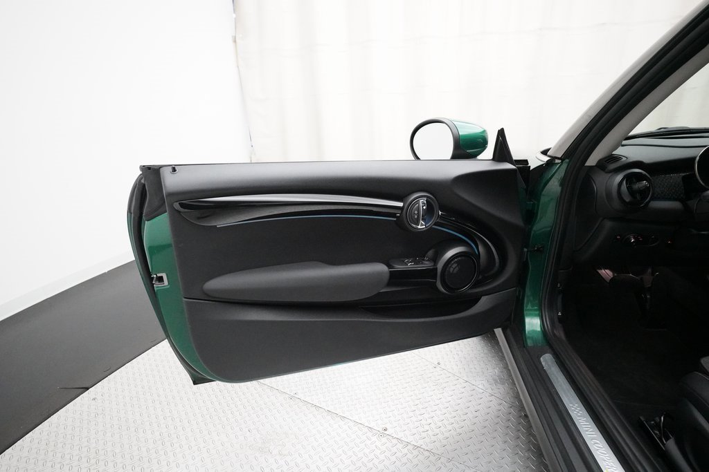 Used 2024 MINI Cooper SE image 26