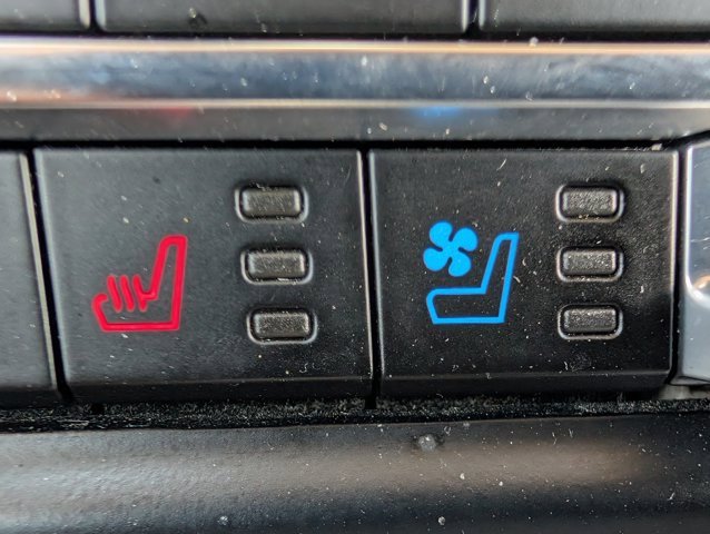 Used 2024 Ford Expedition XLT image 20