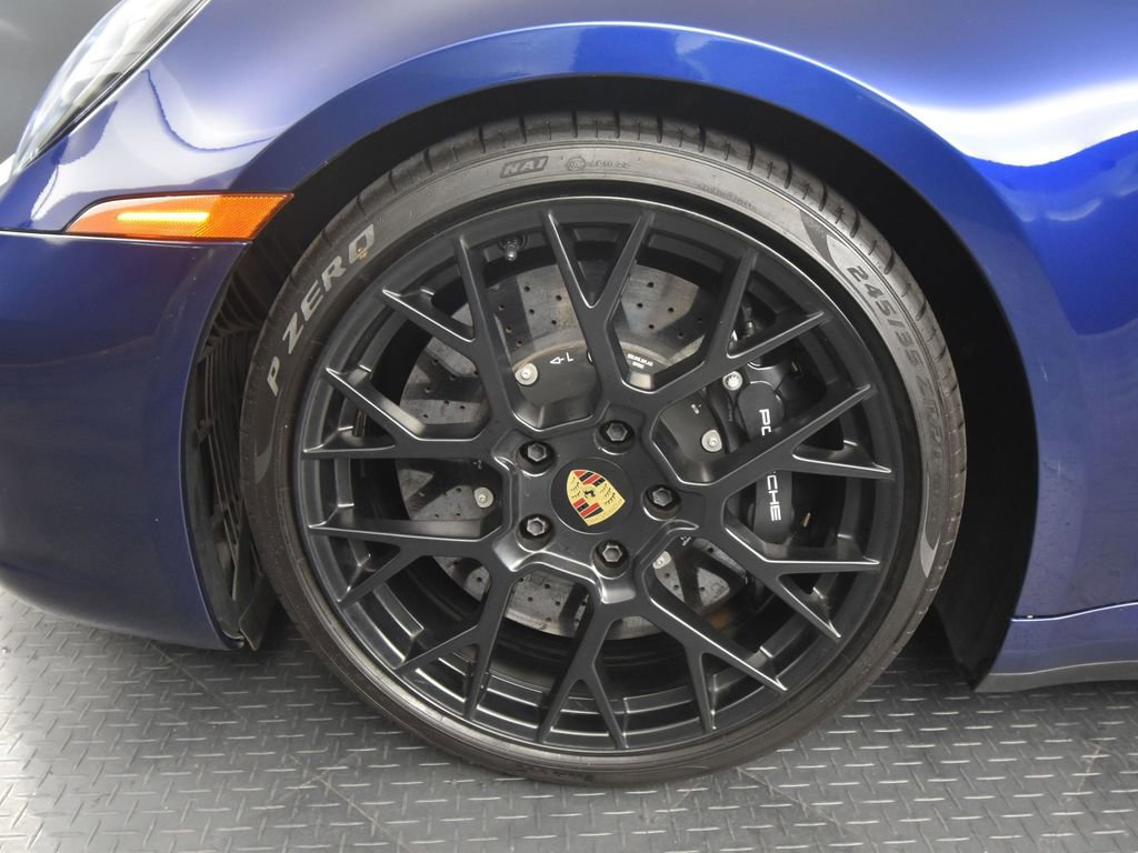 Used 2024 Porsche 911 Carrera GTS image 13