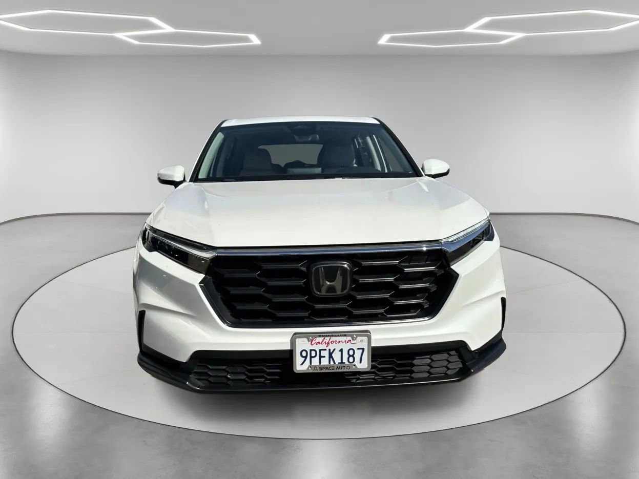 Used 2024 Honda CR-V LX image 2