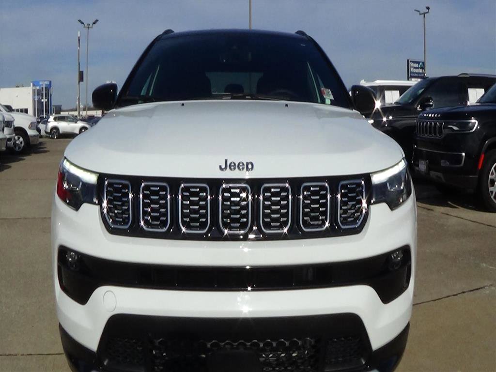 Used 2024 Jeep Compass Limited w/ Elite Group image 3