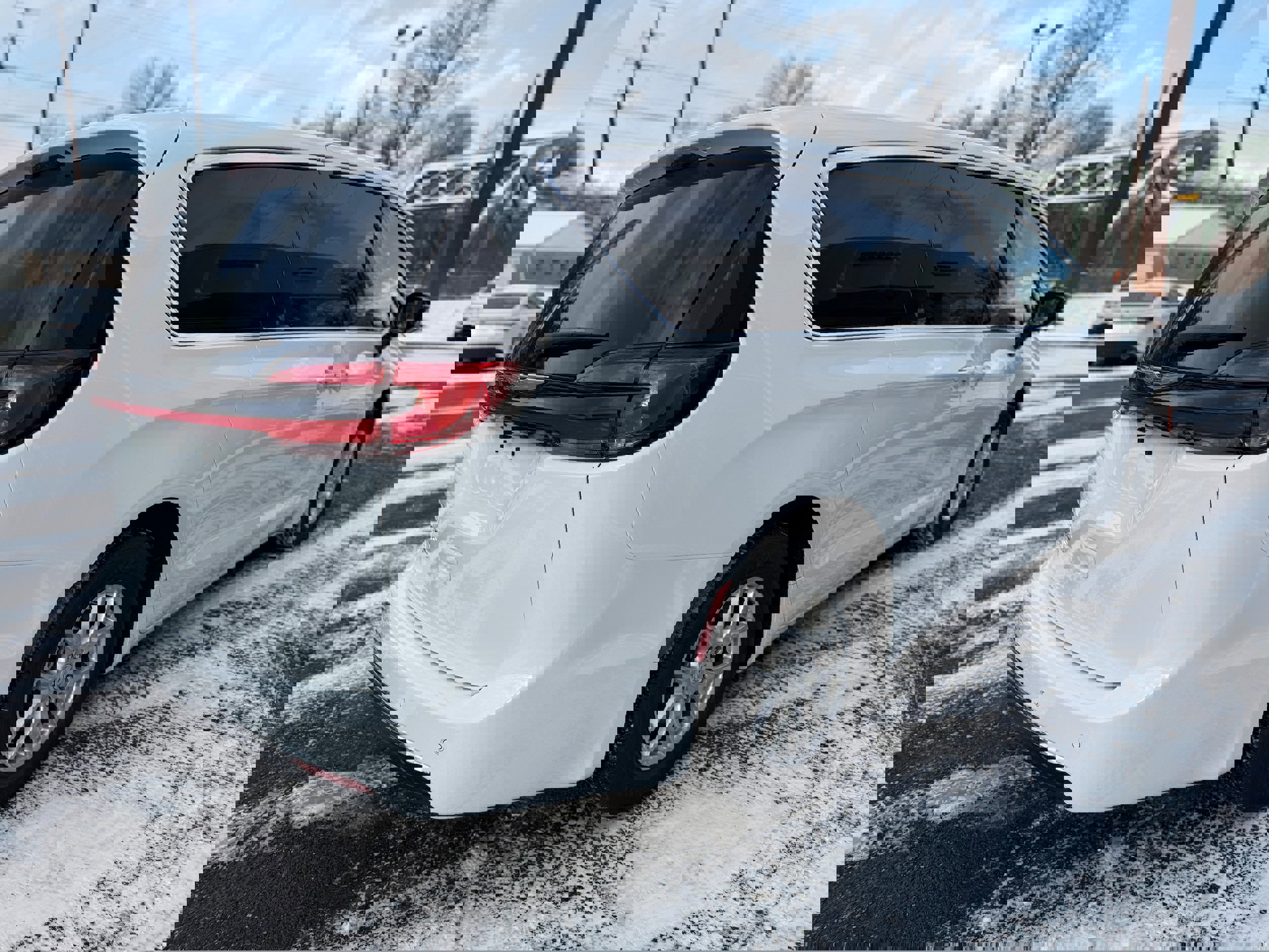 New 2026 Chrysler Pacifica Select image 8