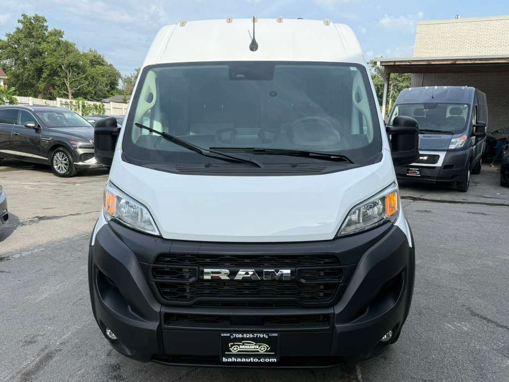 Used 2025 RAM ProMaster 2500 w/ Convenience Group FWD image 9