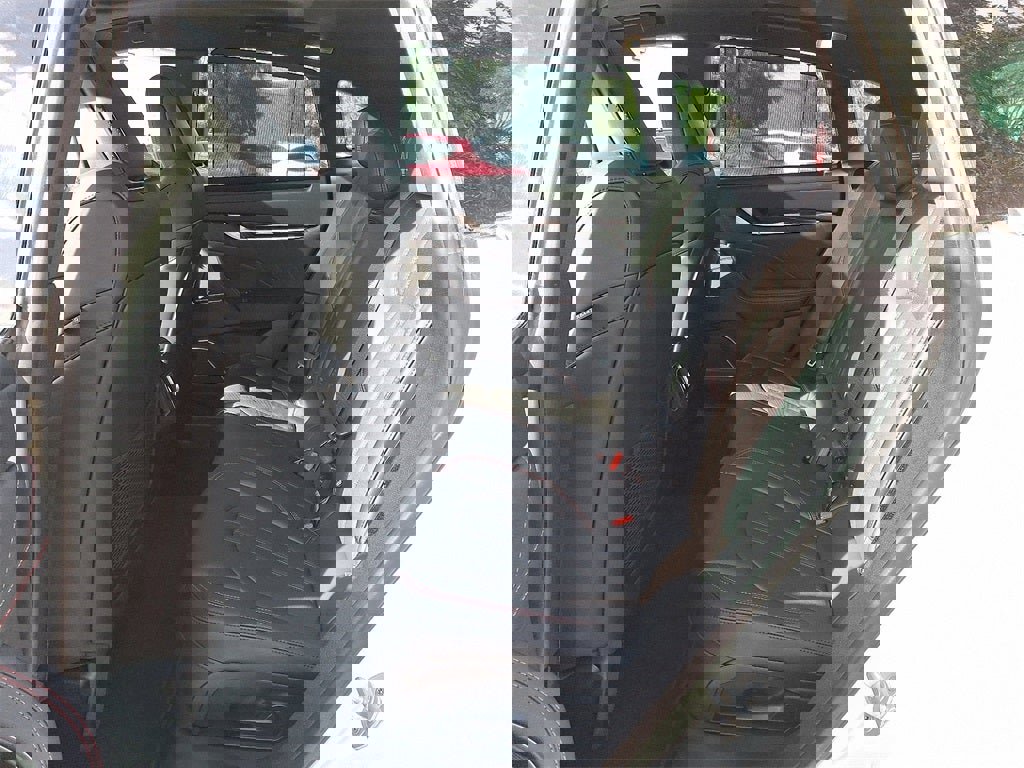 Used 2024 Maserati Levante GT Ultima image 22