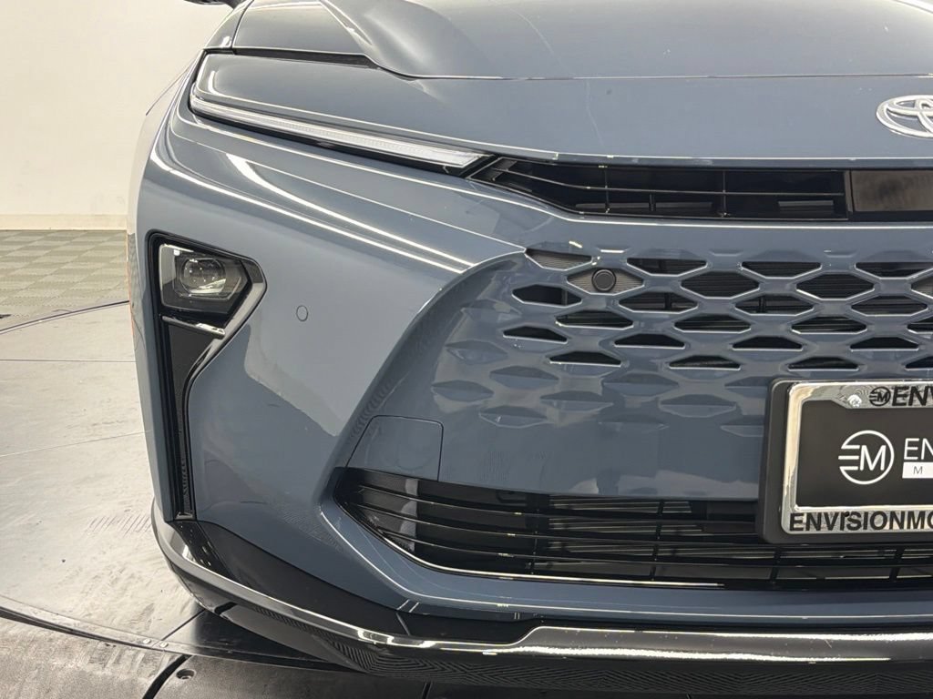 New 2026 Toyota Crown Signia AWD/4WD image 8