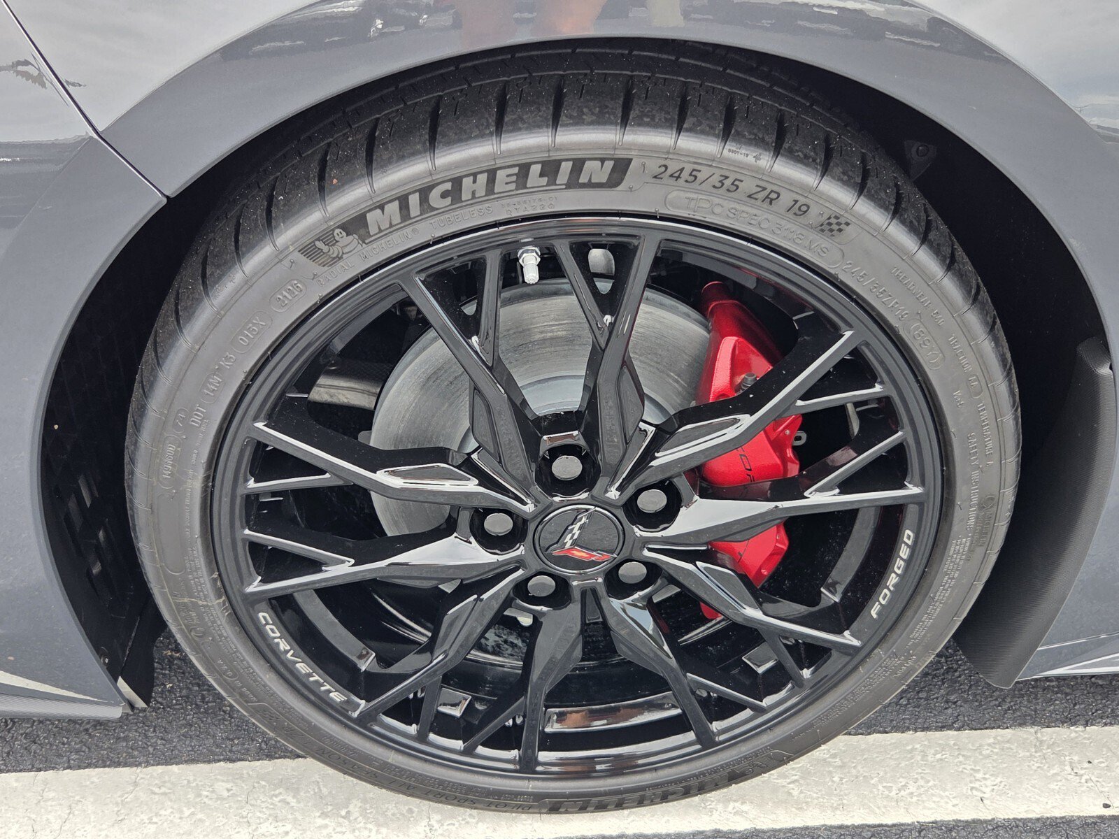 New 2027 Chevrolet Corvette Stingray Convertible w/ 3LT RWD image 4