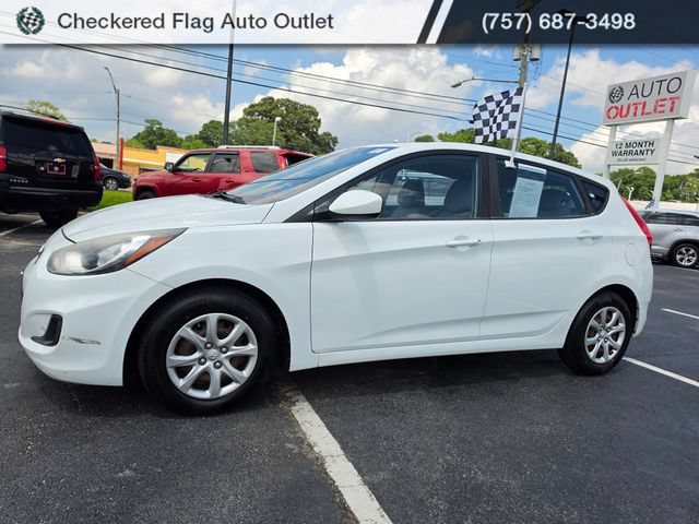 Used 2014 Hyundai Accent GS FWD image 2