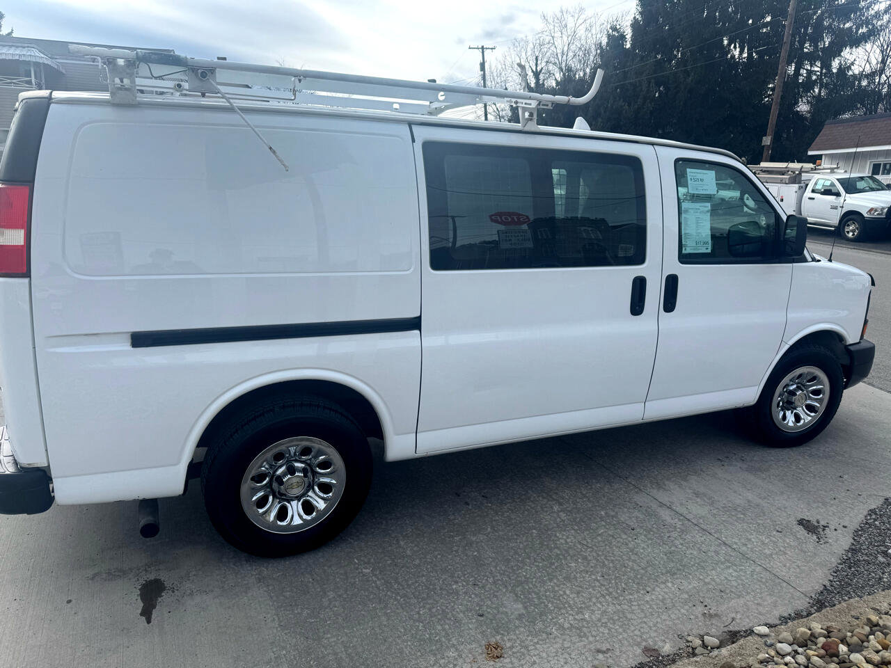 Used 2014 Chevrolet Express 1500 image 6