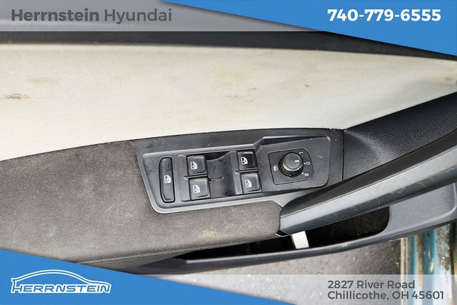 Used 2019 Volkswagen Tiguan S w/ 3rd Row Seat Package AWD/4WD image 10