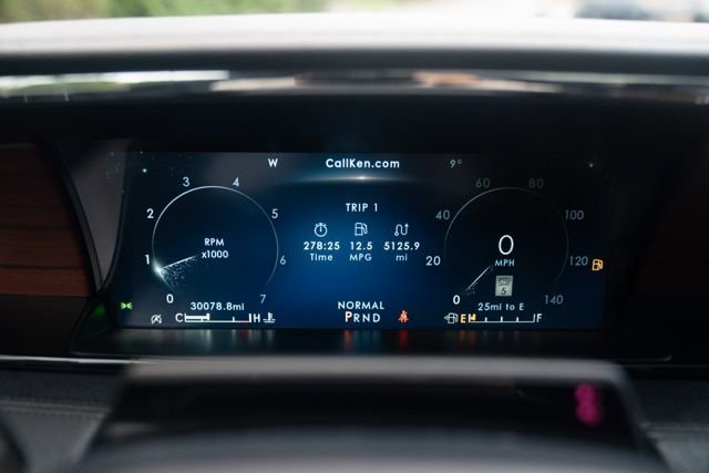 Used 2023 Lincoln Navigator Reserve w/ Equipment Group 201A image 29