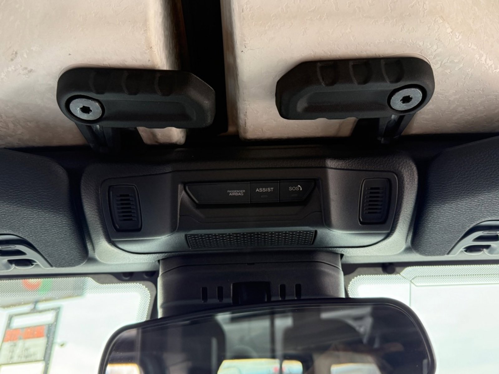 Used 2025 Jeep Wrangler Unlimited Sahara image 34