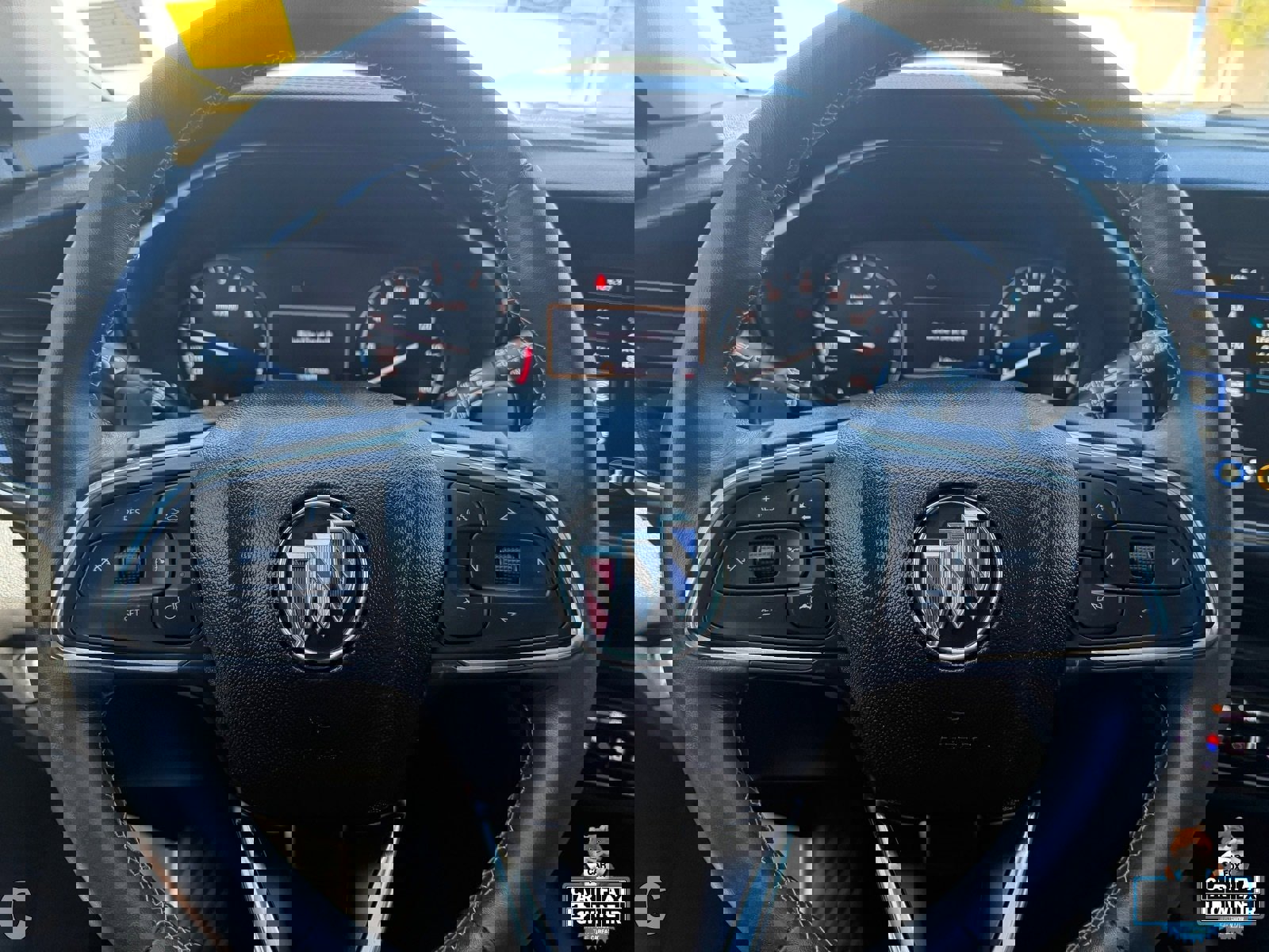 Used 2023 Buick Envision Preferred image 26