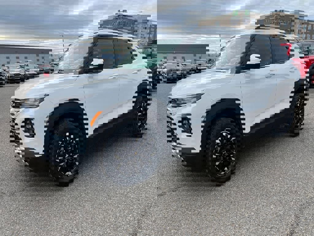 Used 2022 Chevrolet TrailBlazer LT w/ Driver Confidence Package