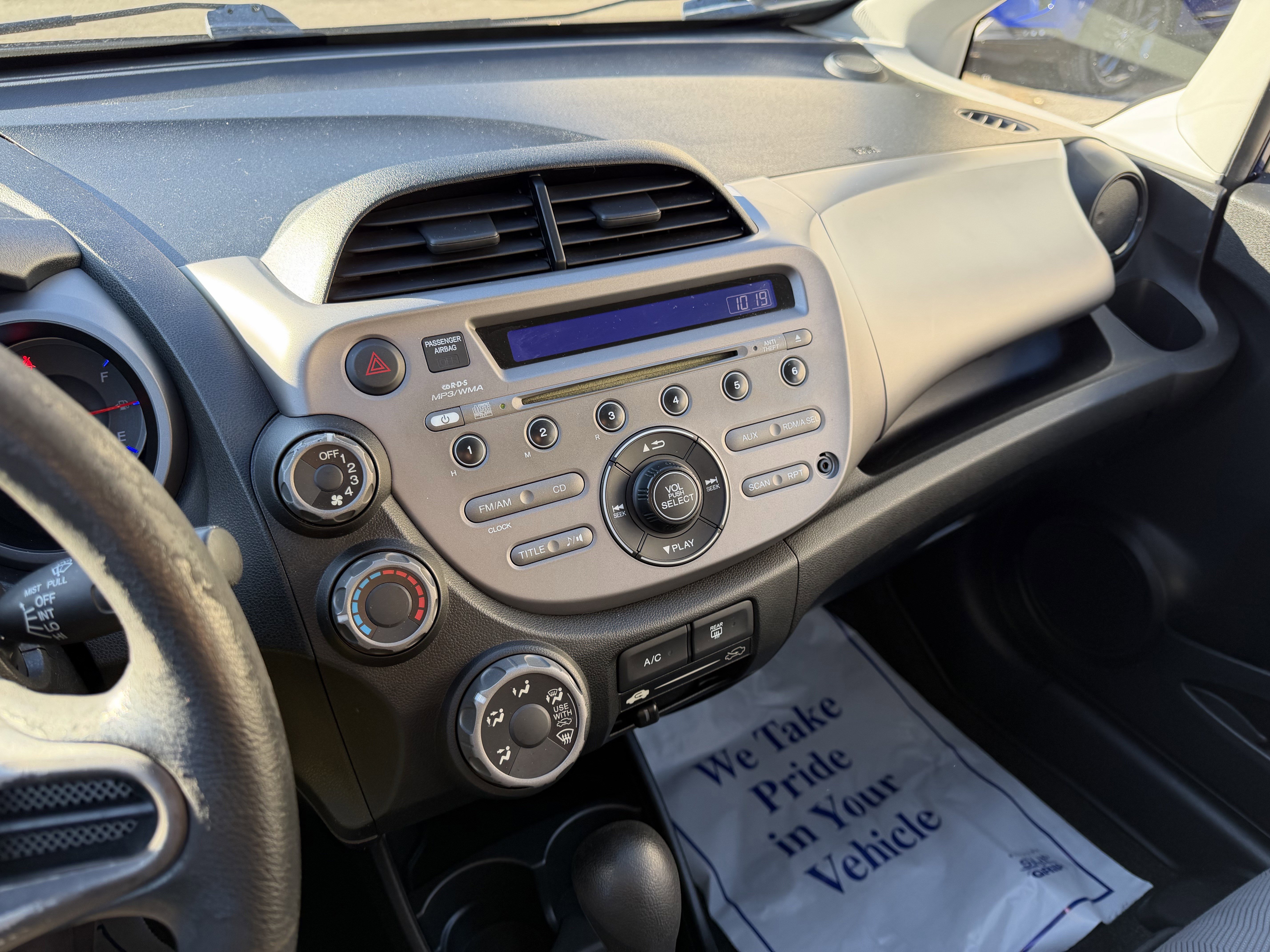 Used 2010 Honda Fit image 17