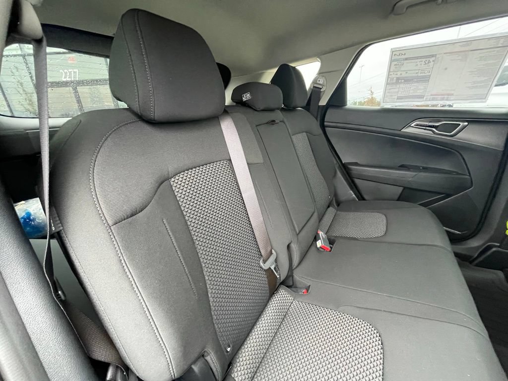 New 2026 Kia Sportage LX FWD image 26