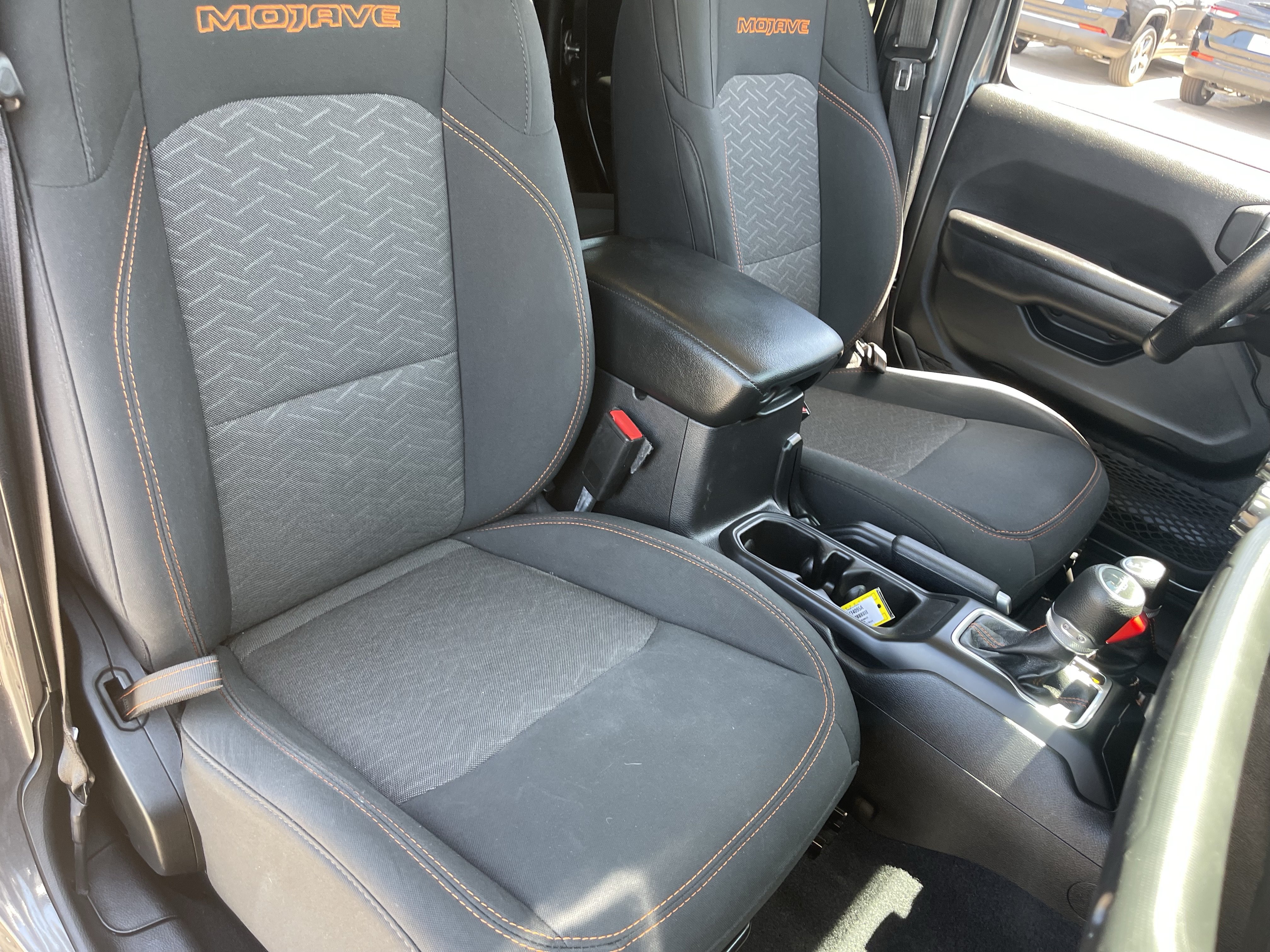 Used 2021 Jeep Gladiator Mojave AWD/4WD image 9