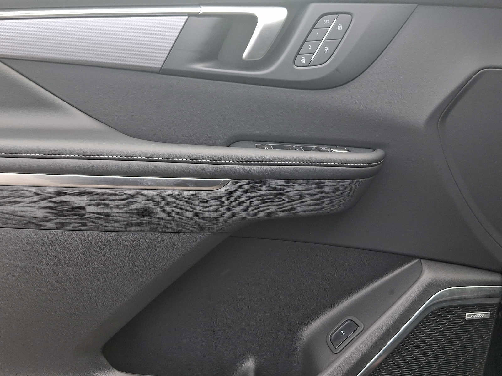 Used 2026 Buick Enclave Sport Touring w/ Power Package FWD image 15