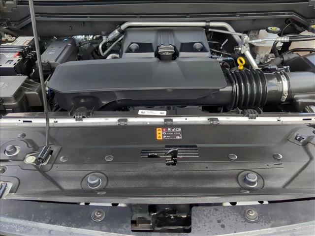 Used 2025 Chevrolet Colorado LT w/ Advanced Trailering Package RWD image 23