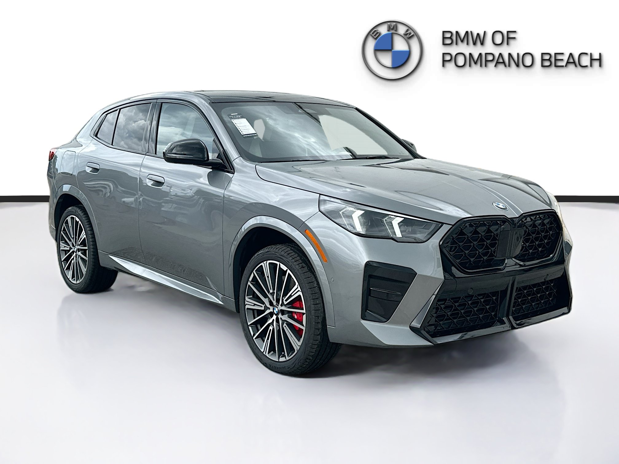 New 2026 BMW X2 xDrive28i w/ M Sport Package AWD/4WD image 1