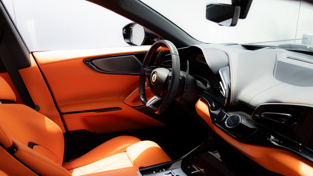 Used 2026 Ferrari Purosangue AWD/4WD image 7