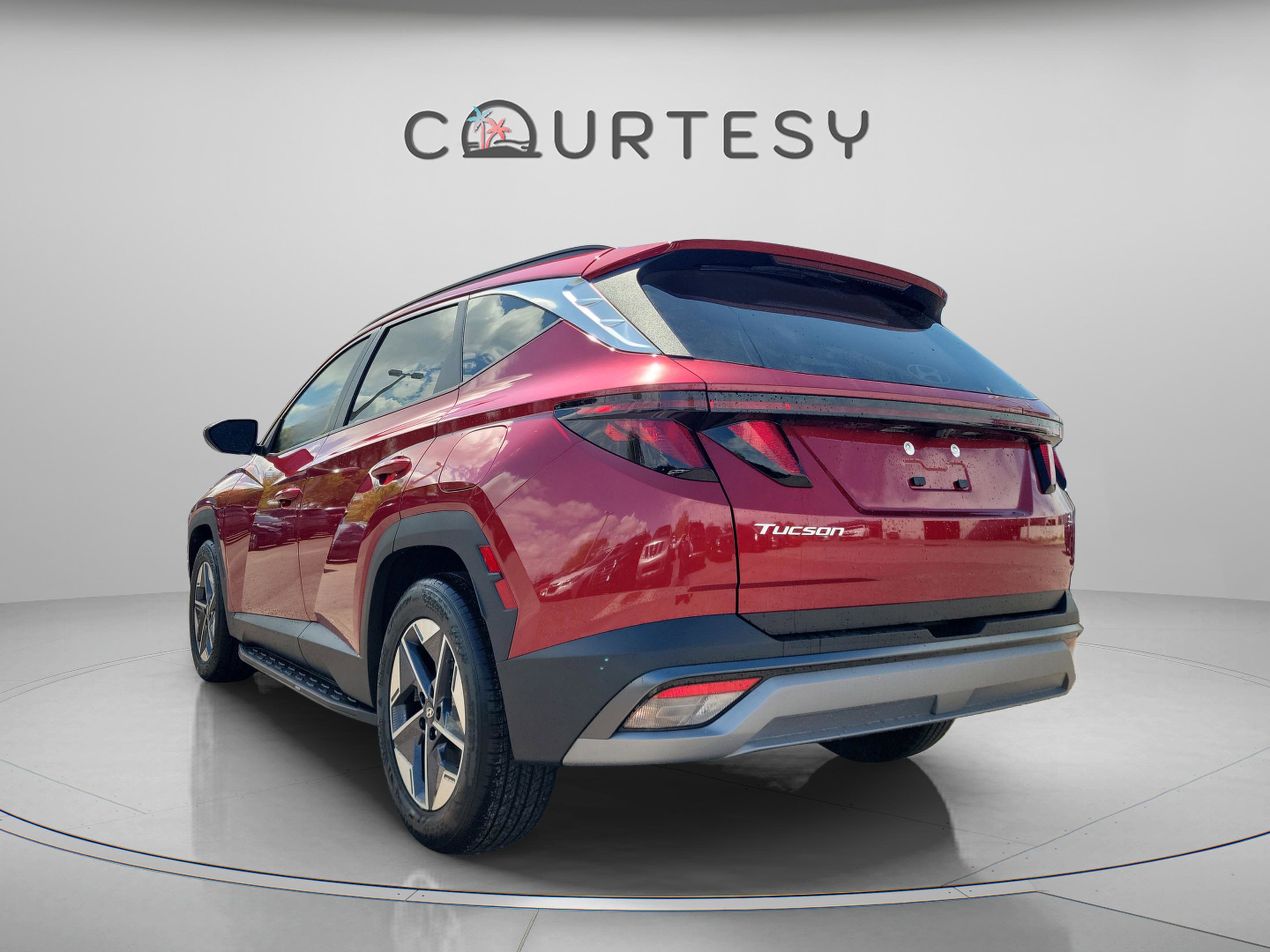 New 2026 Hyundai Tucson SEL image 2