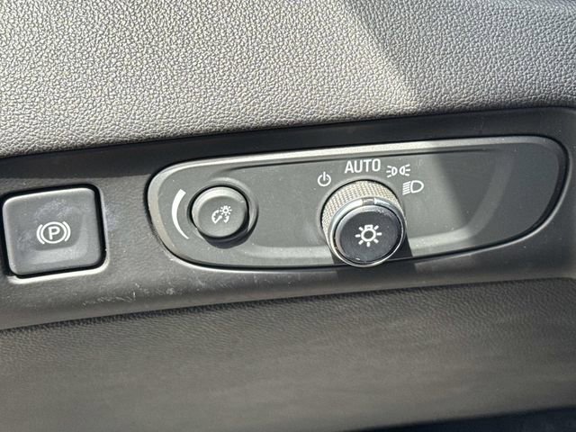 Used 2019 Buick Enclave Avenir w/ Avenir Technology Package image 27