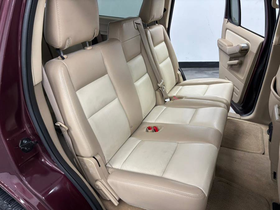 Used 2008 Ford Explorer Eddie Bauer image 37