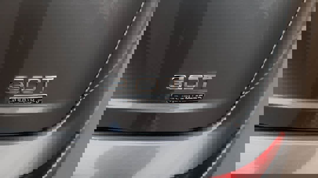 Used 2018 Audi Q7 3.0T Prestige w/ Prestige Package image 16