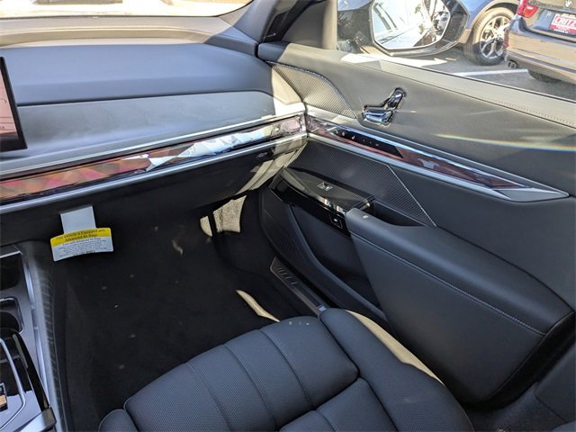 New 2026 BMW 740i w/ Executive Package image 17