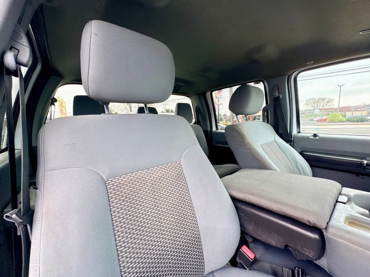 Used 2015 Ford F250 XLT image 29