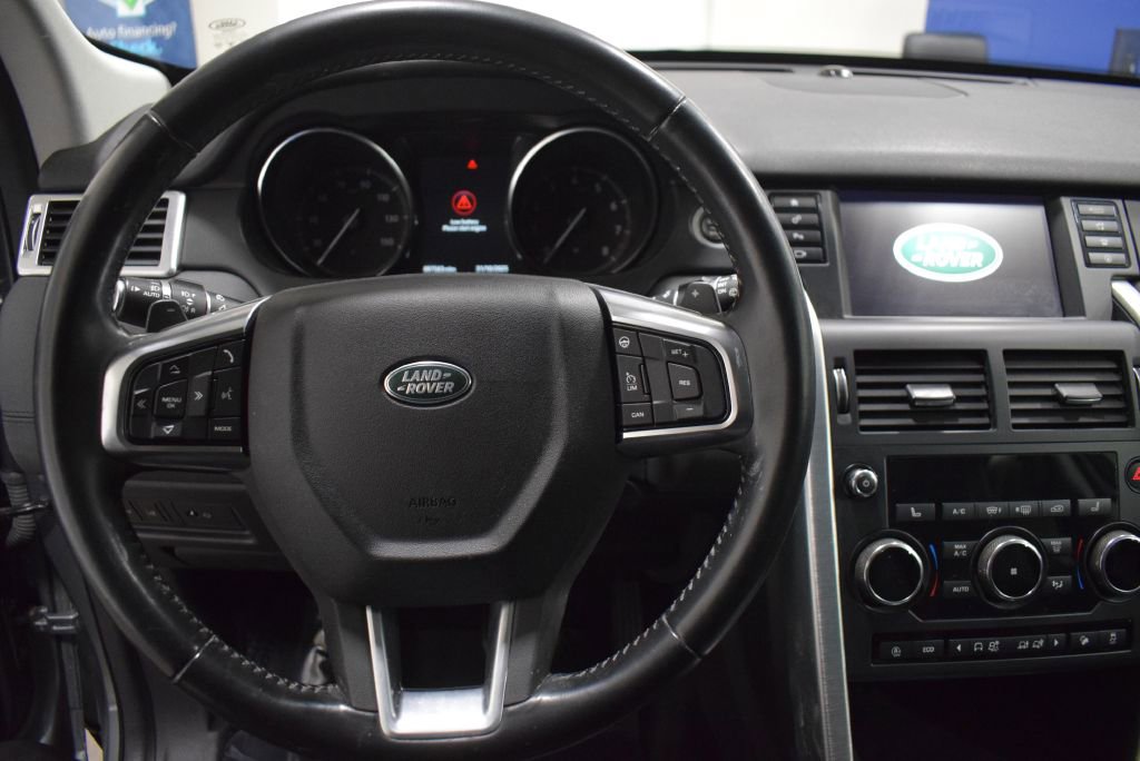 Used 2018 Land Rover Discovery Sport HSE image 9