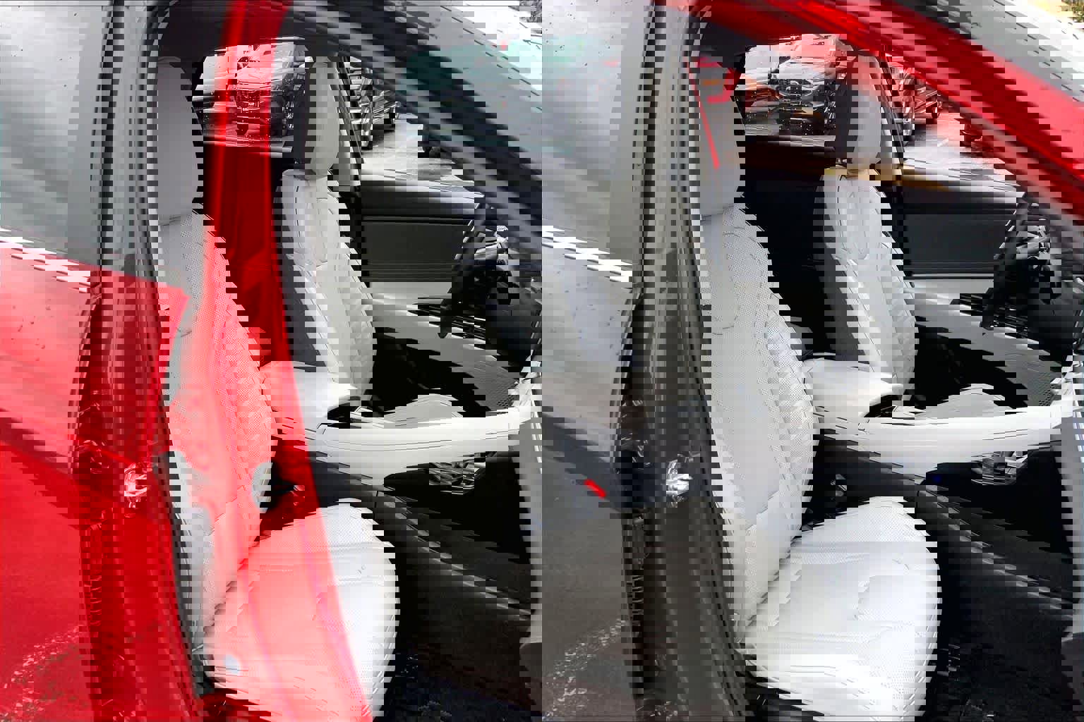 Used 2021 Hyundai Elantra Limited image 9