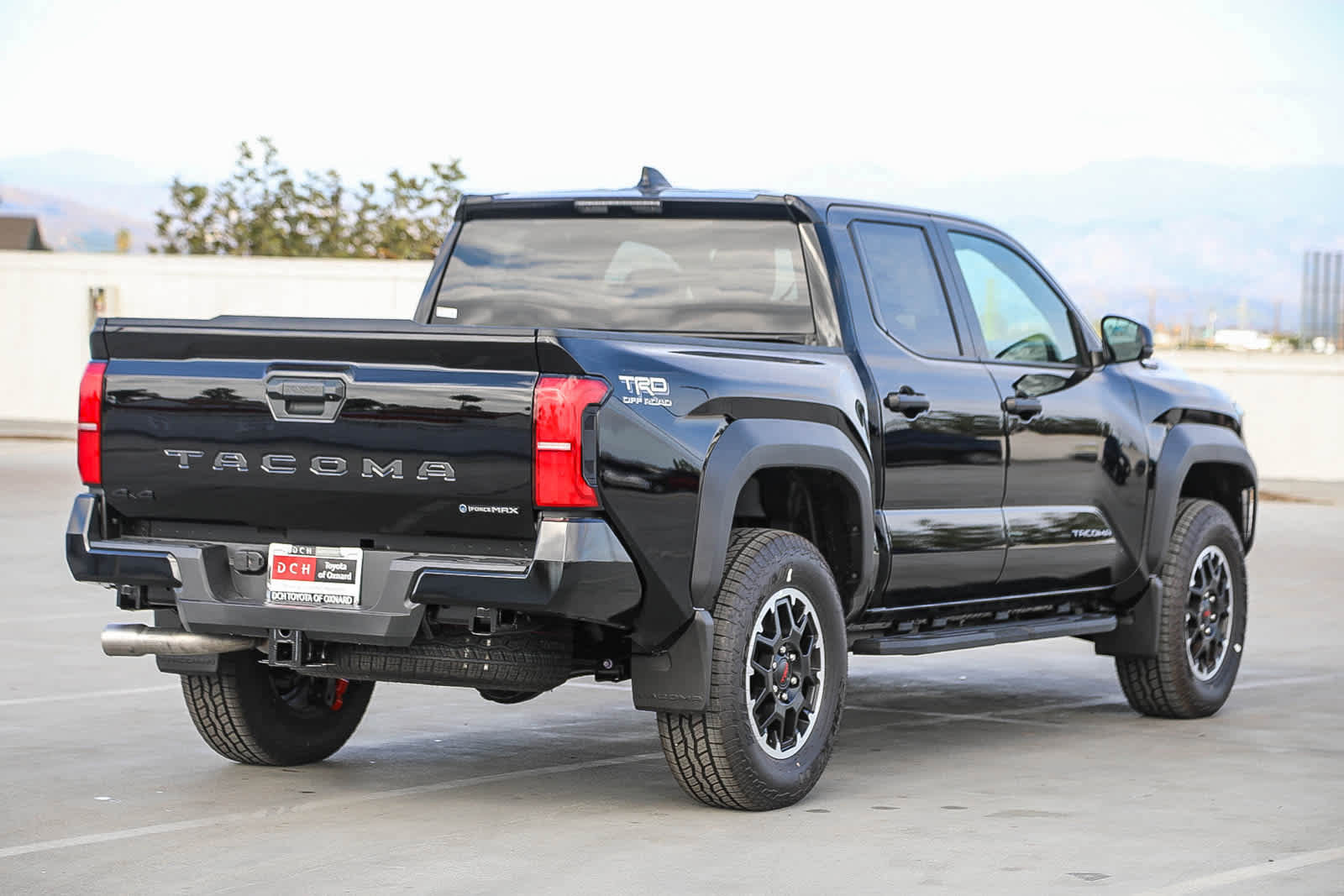 New 2025 Toyota Tacoma TRD Off-Road AWD/4WD image 5