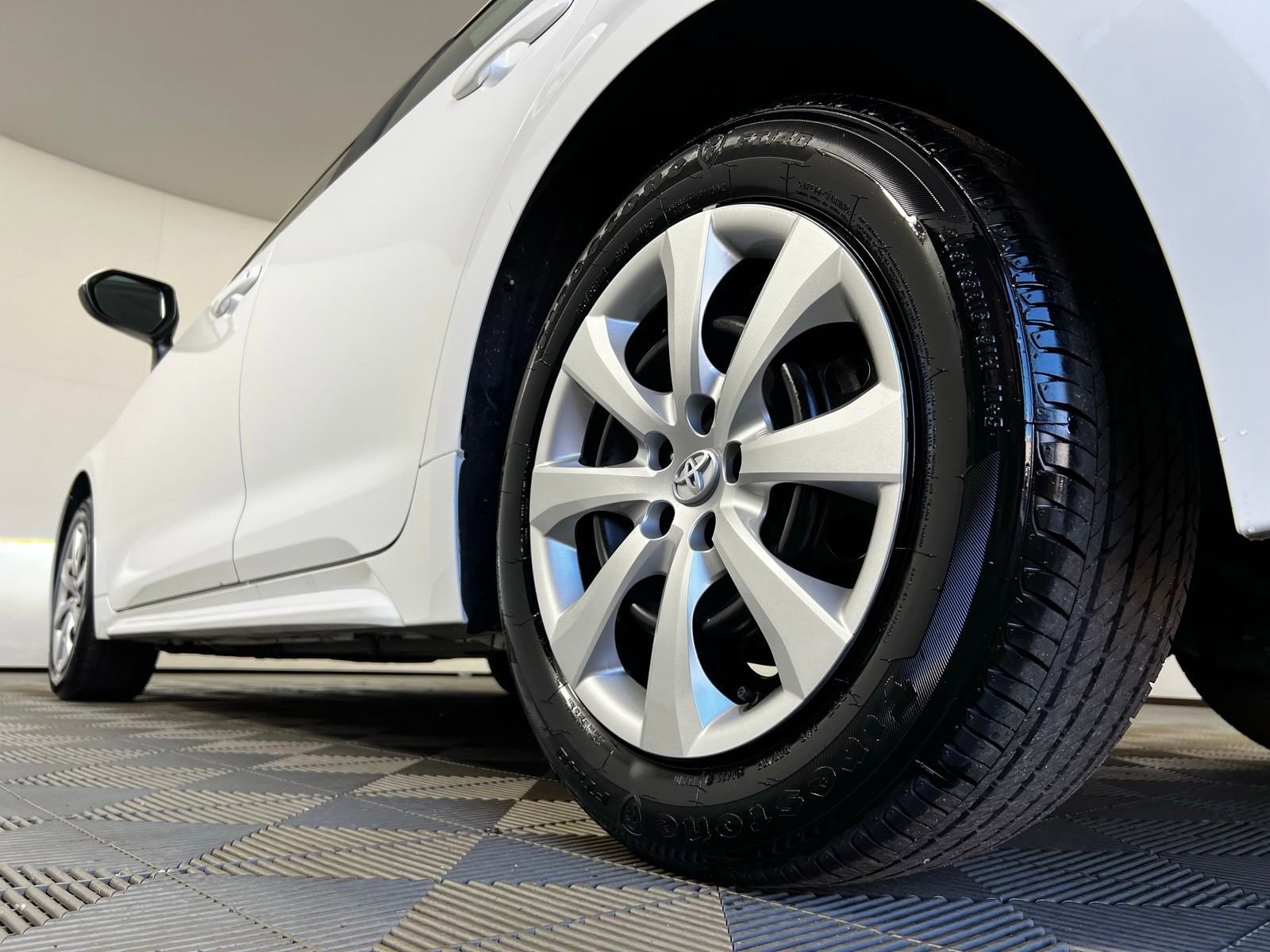 Certified 2025 Toyota Corolla LE image 22